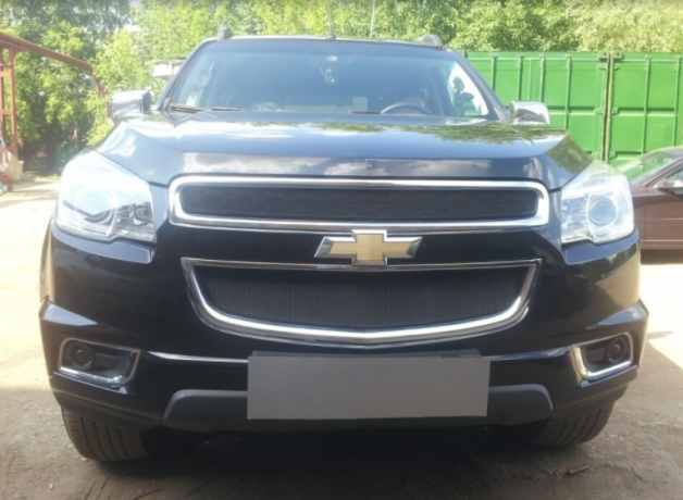 Защита радиатора "Standart" Chevrolet Trailblazer (2012-2015) чёрная купить недорого с доставкой в Копейск