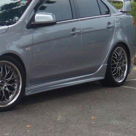 Накладки на пороги "Zodiak" для Mitsubishi Lancer X (2007-2016) купить недорого с доставкой в Копейск