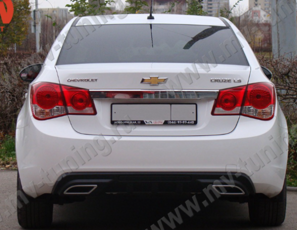 Диффузор заднего бампера var №2 (текстурный пластик) для Chevrolet Cruze (2008-2012) купить недорого с доставкой в Копейск