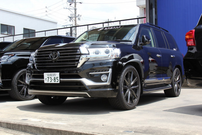 Бампер передний "Double Eight" для Toyota Land Cruiser 200 (Рестайлинг) купить недорого с доставкой в Копейск
