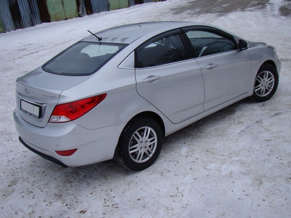 Аэродинамический рассекатель на крышу 6 зубьев для Hyundai Solaris (2010-2016) купить недорого с доставкой в Копейск