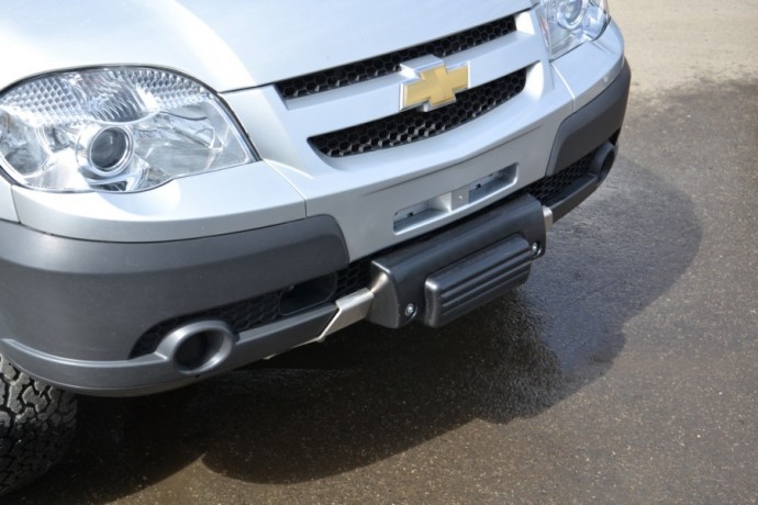 Кронштейн стационарной лебёдки передний для Chevrolet Niv@ купить недорого с доставкой в Копейск
