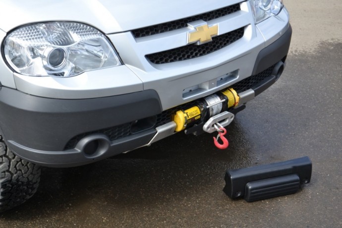 Кронштейн стационарной лебёдки передний для Chevrolet Niv@ купить недорого с доставкой в Копейск